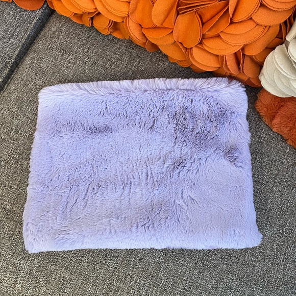 ❣️🆕The Designer Minky Co. Large Minky Makeup Bag❣️ - Picture 2 of 7